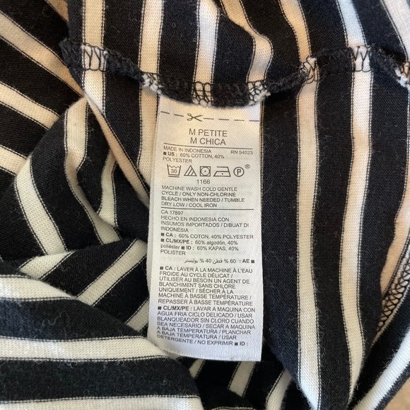 Old Navy Striped T-Shirt Dress with Ruffle Sleeves | size M petite - Picture 3 of 3